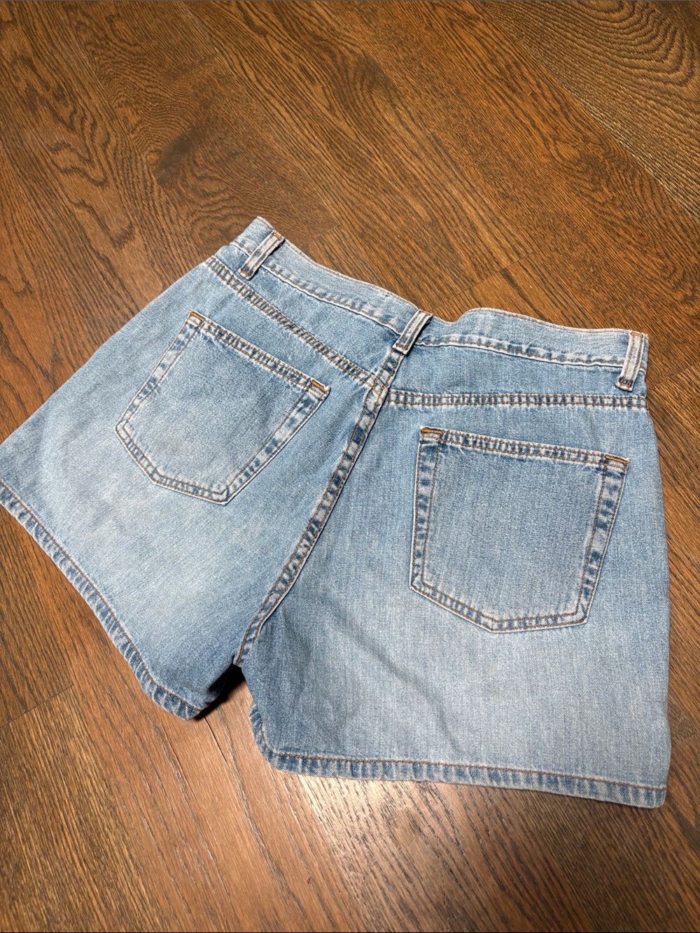 Vintage gap denim shorts - Picture 7 of 9